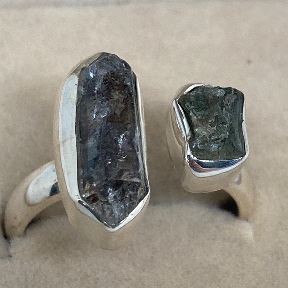 💯 % GENUINE CZECH MOLDAVITE RING - Picture 3 of 8